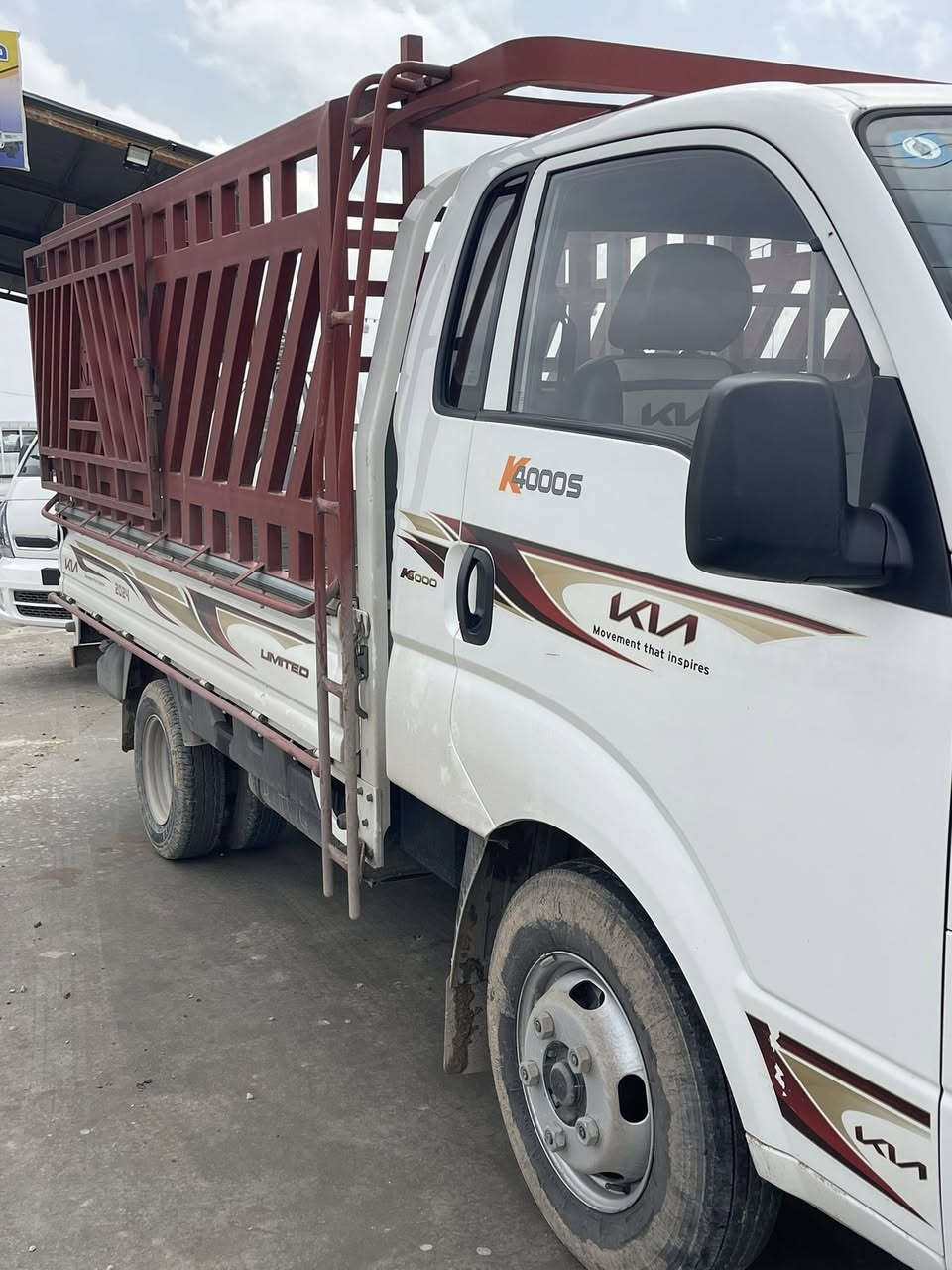 كيافحل4000
موديل2024
سياره كامله محجر
تاير محور 
سبايدر
كاميرا 
دعاميه خلفيه
دوشمه درجه اولى

معرض سما ديالى لتجارة 
السيارات

اختياركم لنا هو سر تميزنا🌟
 نعدكم بالجودة ونوفيكم بالثقة🤝

العنوان _ديالى  _ جديدة الشط_ شارع العام

للاستفسار الاتصال ع الارقام التالية📞

***********
***********
***********
بإدارة سيد حيدر المعموري
