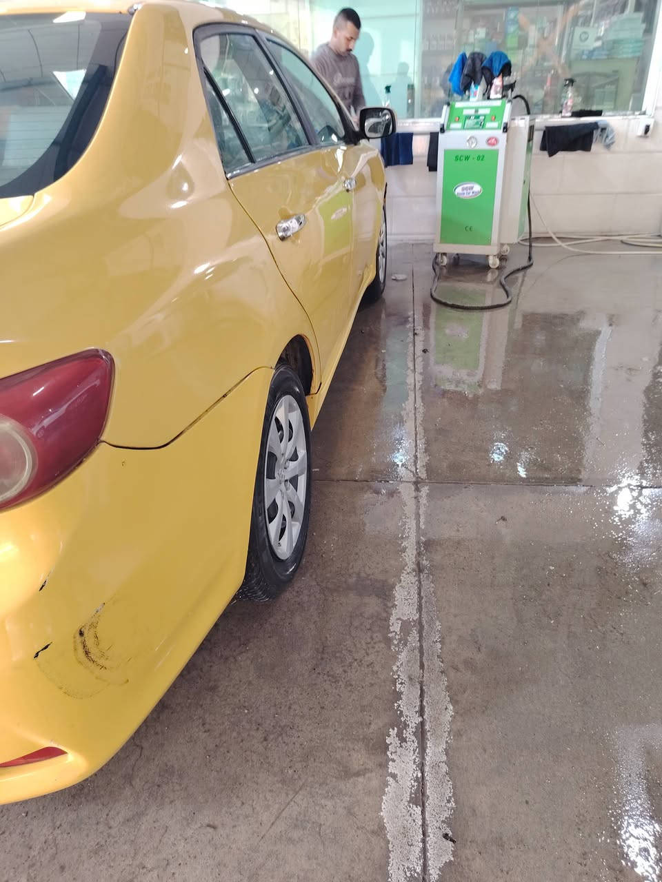 السلام عليكم كورلا 2009بيها قطعه وحده غاز منضومه 80لتر كير محرك شرط ثاني يوم اتحول مصفره من الهيئة السعر 110وبيها مجال قليل *********** اتصال وتدلل مامتواجد على فيس بوك عنواني كركوك
