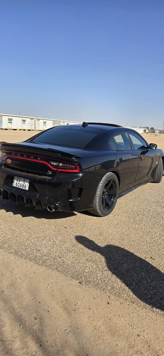 🔥 Dodge Charger SRT 2023 Last Call للبيع
سيارة Dodge Charger SRT موديل 2023 (Last Call)
محرك 6.4 HEMI V8 سياره بدون ضربه بدون لغد بدون شاصي  بدون ايرباك دواخل كفاله
🚗 الممشى: 40 ألف ميل
المواصفات
• شاشة كبيرة
• رادار + بريك تلقائي
• كاميرا خلفية
• حساسات أمامية وخلفية
• فتحة سقف
• مقاعد جلد
• تدفئة مقاعد
• تدفئة ستيرن
• نظام صوت Beats
• بريكات Brembo كبيرة
حالة السيارة
• السيارة بدون حادث 
• تقريرها حريق بسيط في المحرك
• تم تبديل الضفيرة الأمامية + الثلاجة فقط
• البنيد مبدل
• صبغ بسيط في الجاملك عكس السايق بسبب شخوط
• التبديل غير مفتوح
• الدعاميات أصلية
• بدون فتح إيرباغ
• صور الحادث متوفرة
معلومات إضافية
• رقم بغداد
• تحويل ملكية ثاني يوم
• سيارة نظيفة وما تحتاج مصروف
💰 السعر:  265
***********
