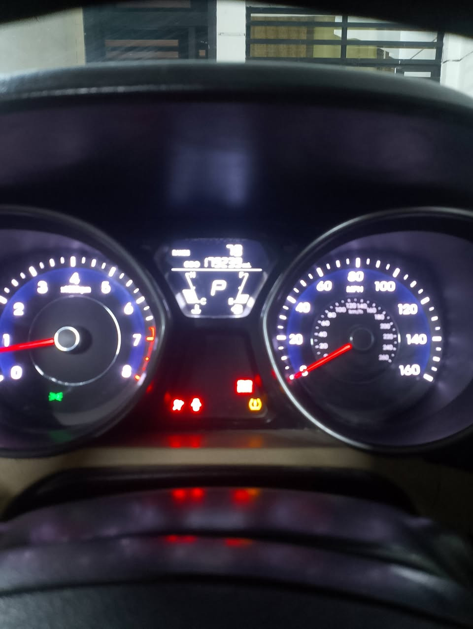 النتر موديل2013 سياره بلاديه حجر بيئه بدون يرباك 1800 بدون صرف ولا تبخير مصفره هيه غرامات سنويه الى28 فول مواصفات ماعده بصمه سعر 113 سونار بيهه رقم ***********  عنوان بغداد العبيدي
