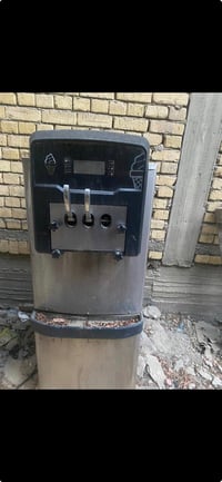 عندي مكينة موطا شغالة ونظيفه الجك الثالث مالته يشتغل بيه يرادله صيانه ...