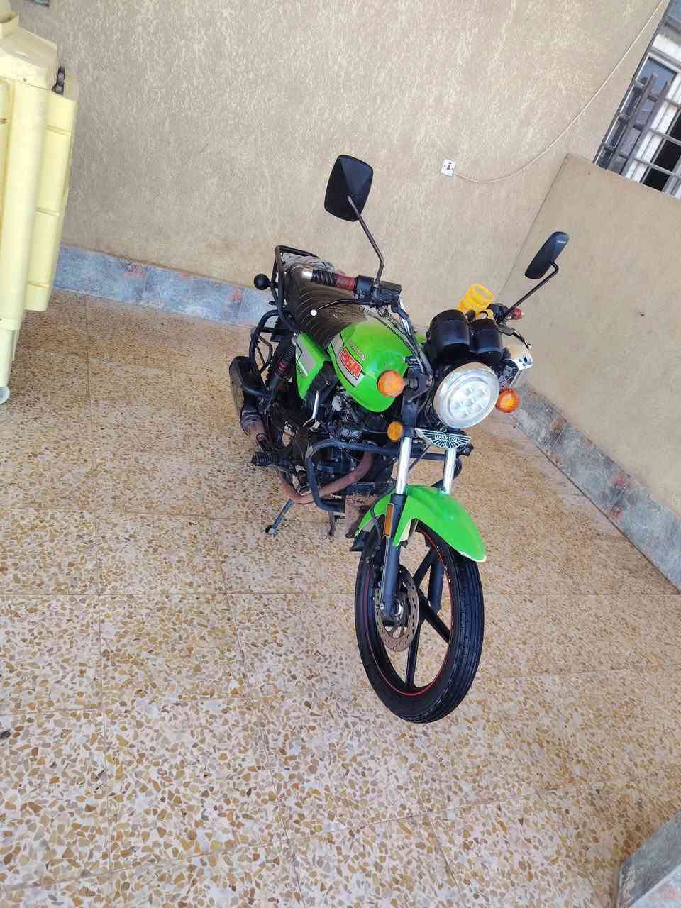 سلام عليكم دايوان موديل 22محرك 200 دراجه مكفوله سعر مليون وبيه مجال مكان الظلوعيه ***********
