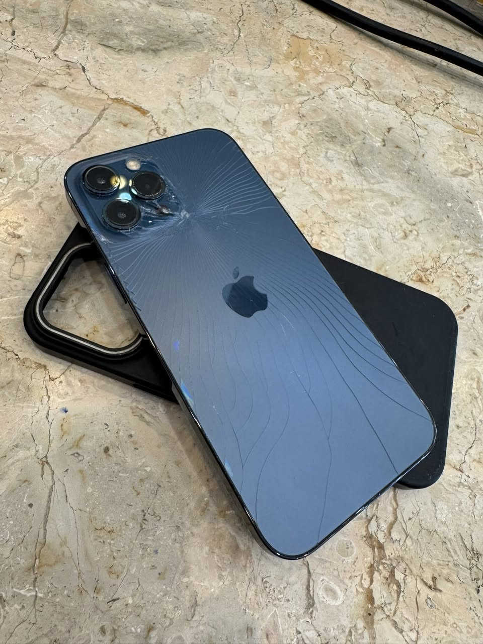 السلام عليكم
12 pro max 
256 GB
شرق اوسط 
نموذج AA/A
مبدل شاشة اورجينال 
السعر٤٠٠.٠٠٠
مكاني نجف


**إذا كنت صاحب هذا الإعلان وتريد حذفه لأي سبب، رجاءا أرسل رسالة إلى الدعم الفني**