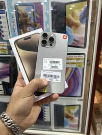 توفر ايفون 15 برو ماكس  دبل سيم ذاكرته 256 بطاريات 88/89 🔋  نضافه 100‎...