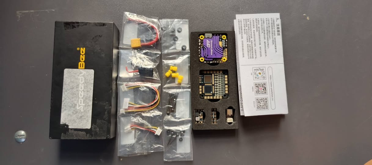 سلام عليكم افلاي كنترول 40 انبير  يوجد توصيل ***********
