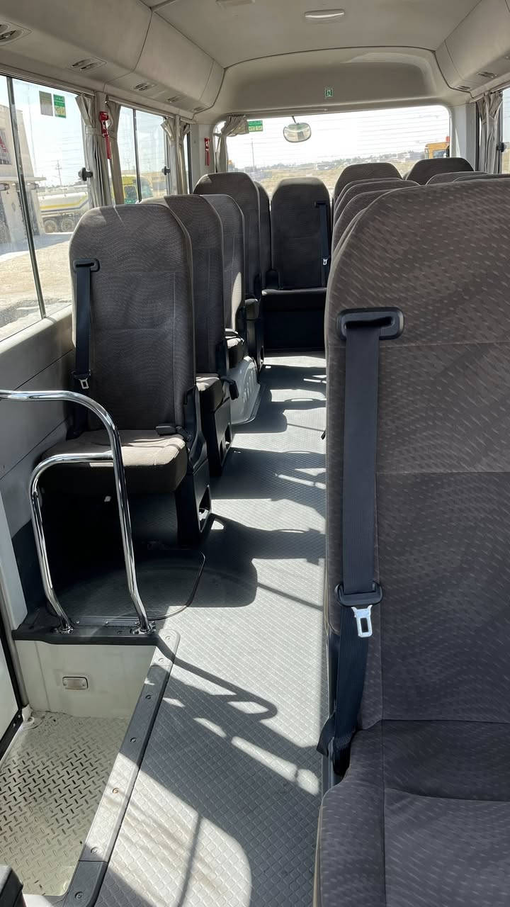 السلام عليكم للبيع كوستر كاز مكينه 6 سلندر موديل 2020 فول مواصفات كفاله عامه ماشيه 104 ألف كيلو رقم أربيل هاتف ***********
