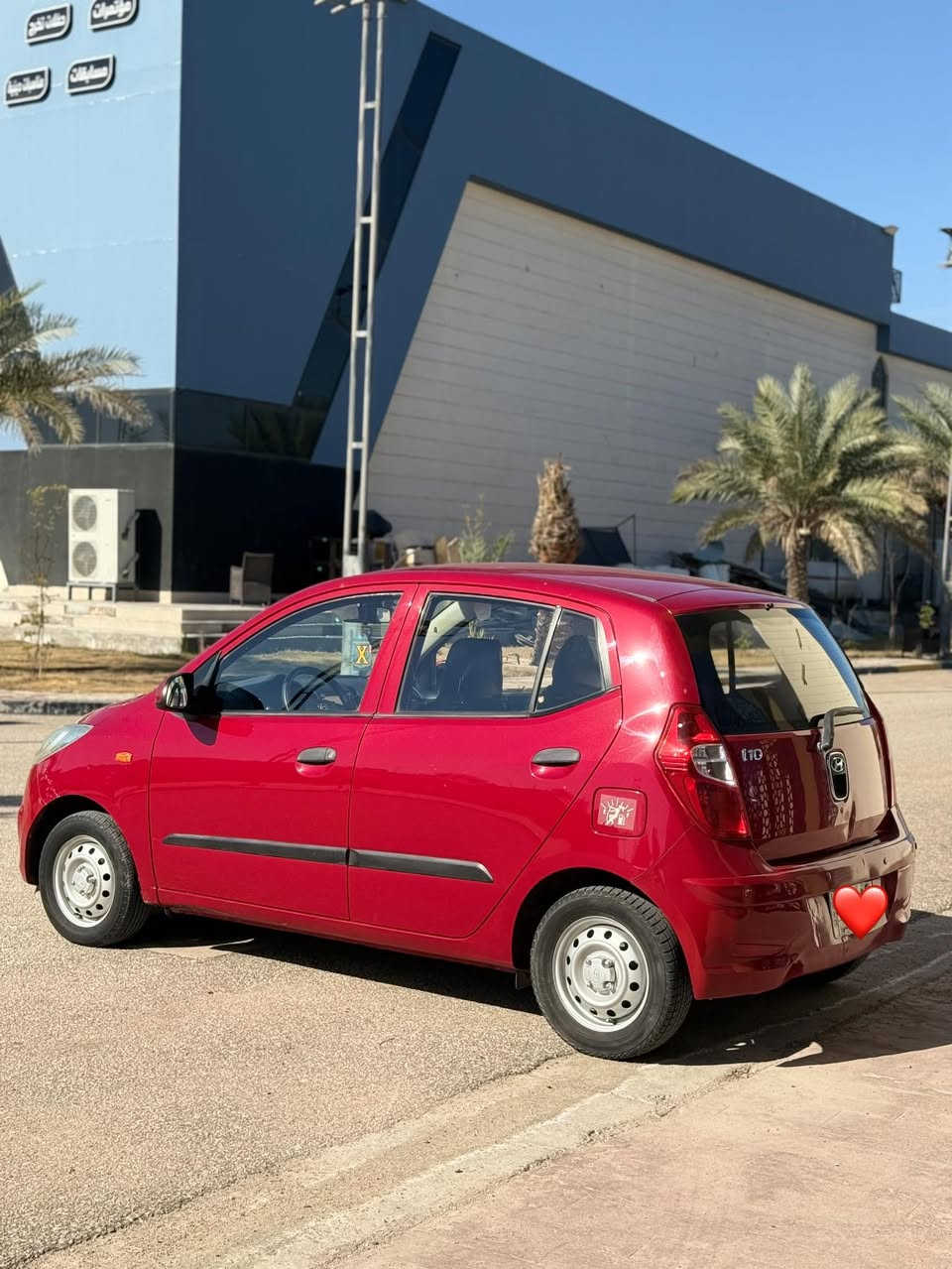 السلام عليكم
عندي هواندي i10 خليجي موديل 2015 السياره ع وضع الشركه بدون صبغ او ضربه او تبديل ماشيه 61 رقم نجف  السعر 88 وبيه مجال بسيط 
للاستفسار اكثر التواصل ع الخاص او الاتصال ع الرقم 
***********
 اتصال او واتساب
