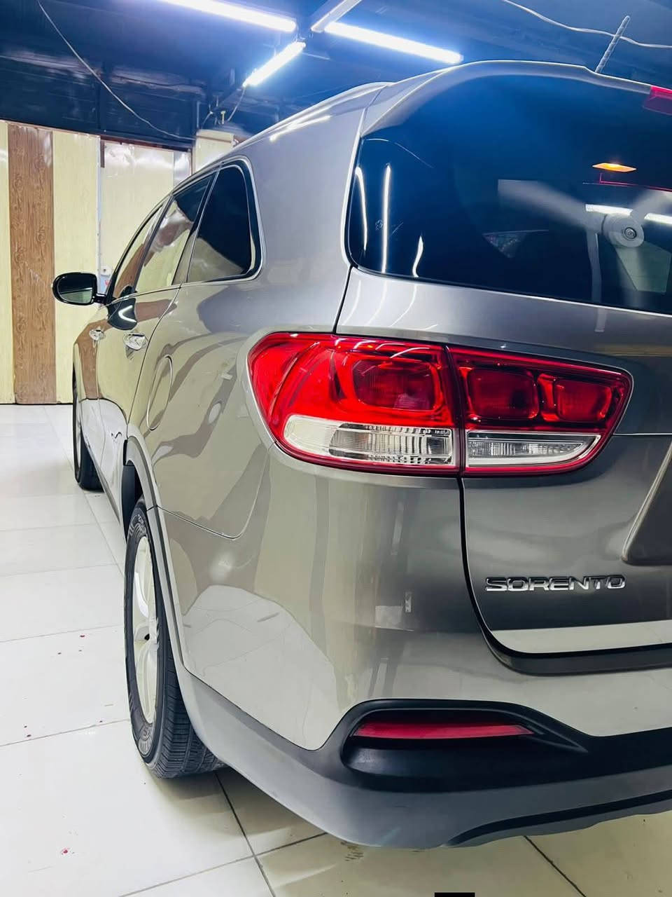 سورنتو موديل ٢٠١٨
وارد امريكي الضرر دعاميه  و وجه بنيد فقط  
مكينه ٦ سلندر 
٧ راكب شاشه كامره خلفي حساس 
رقم واسط 
رقم صاحب السياره  ***********
٢١٠ بيه مجال
مكان السيارة ذي قار /قلعة سكر
