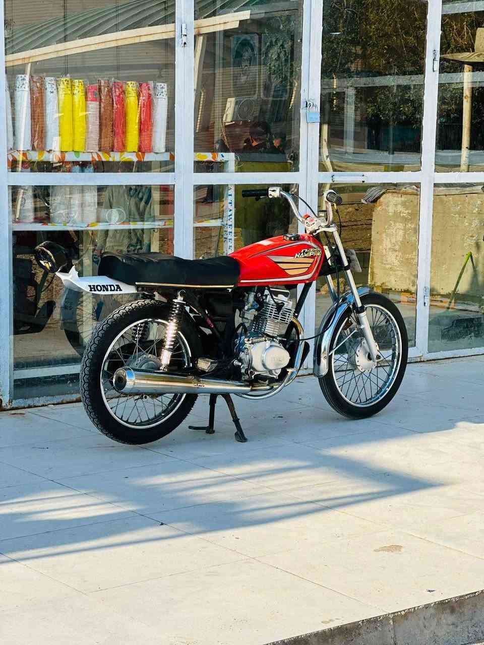 يراني  البيع مديل 14 رقم عربي وسنويه منتهيه الدراجه مكفول السعر 1400 وبيها مجال لبكان البصره قضاء الدير رقم *********** / ***********
