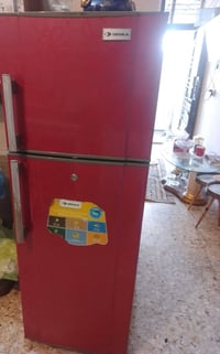 ثلاجة • نضيفه