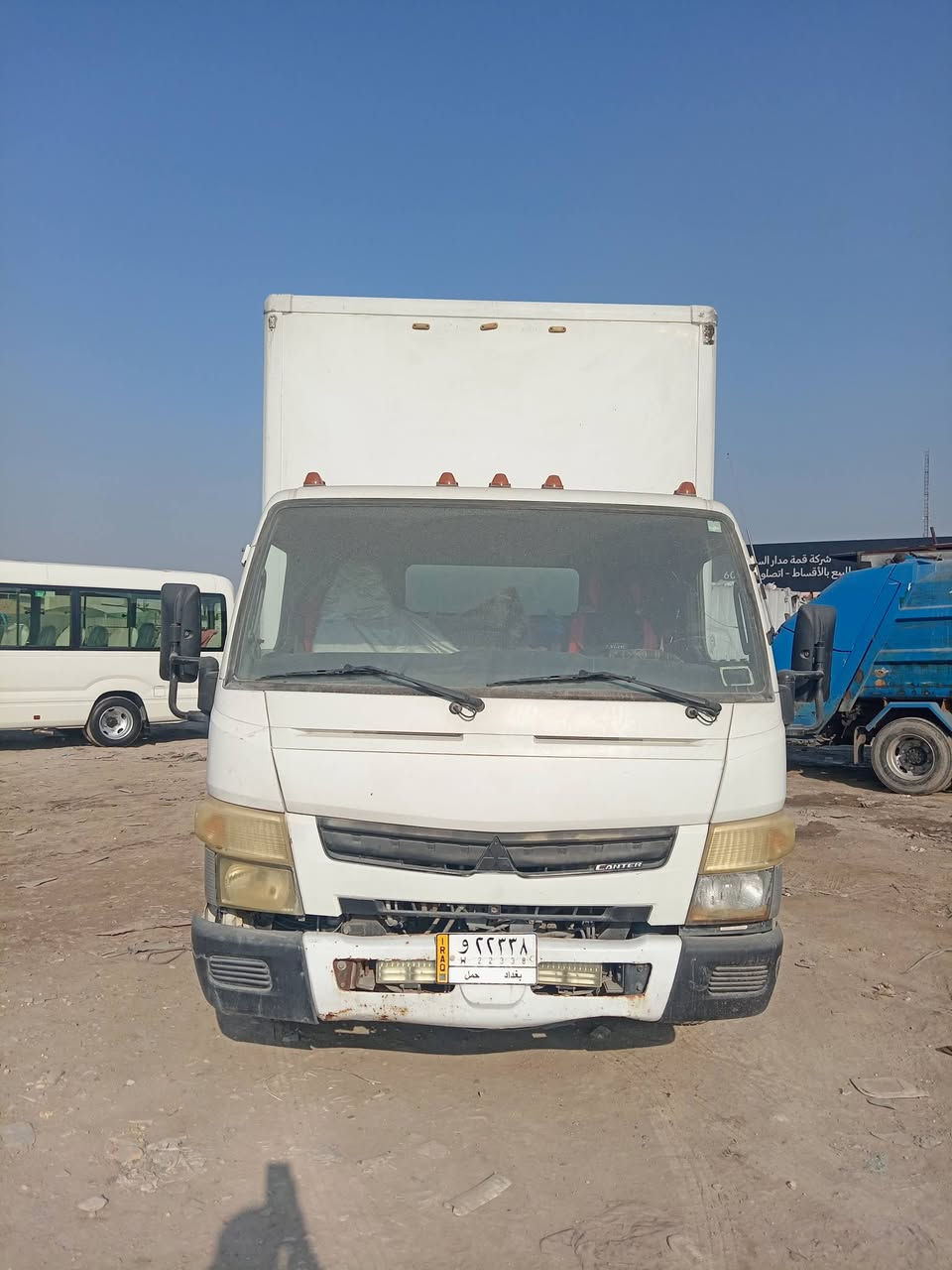 من رخصه الادمن كنتر وارد امريكي مسجل براد حاليا حافضه سياره بانزين ٨سلندر جمس يوكن كير اتوماتيك سياره بسمي ماشيه ٢٢ سياره جديده سعر ١٨٥ بيه مجال بسيط *********** اث ***********بيه رقم بغداد تحويل مباشر طول ٥متر شاصي عريض
