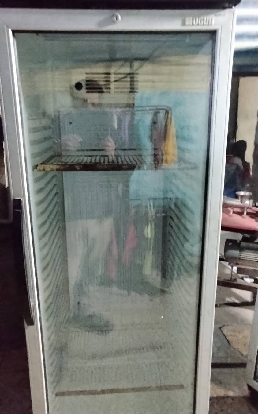 سلام عليكم عندي عارضات للبيع هذا رقم***********
