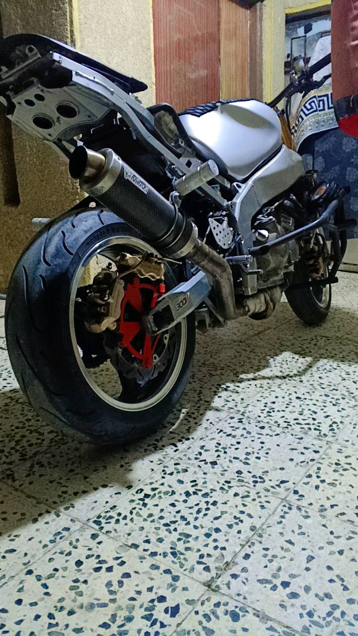 للبيع مكاني حي الجهاد ب24بية بية مجال قليل دراجة كصة اولة مو مال لعب الله شاهد ولا أعرف اعلك بية اخذتة استخدام شخصي  دراجة نضيفة تجي شوفة بعينك معتني بية ***********