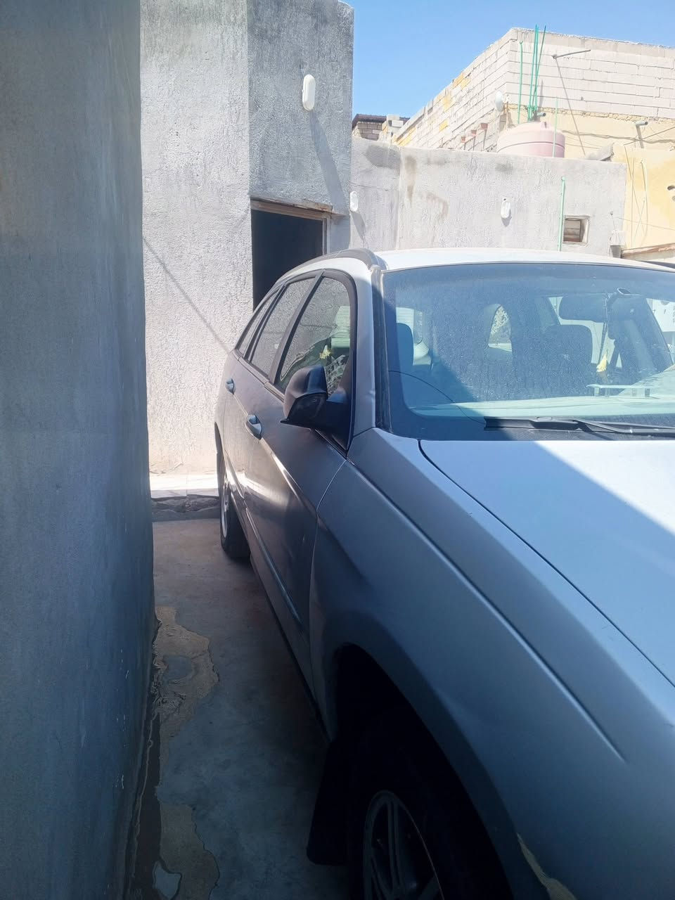 سيار امريكي باسفكة دورنكو مديدل 2008 سيار ما بيها لا ضربة ولا صبغ مكفولة سيار من صبغ والضربة مكينة 6سلندر مكينة 4الف رقم شمالي سنوية جديدة سيارة طافية عطلها بل ضفيرة يعني عطل كهرباءي فقط سيار سعرها 45وبيها مجال رقم ***********
