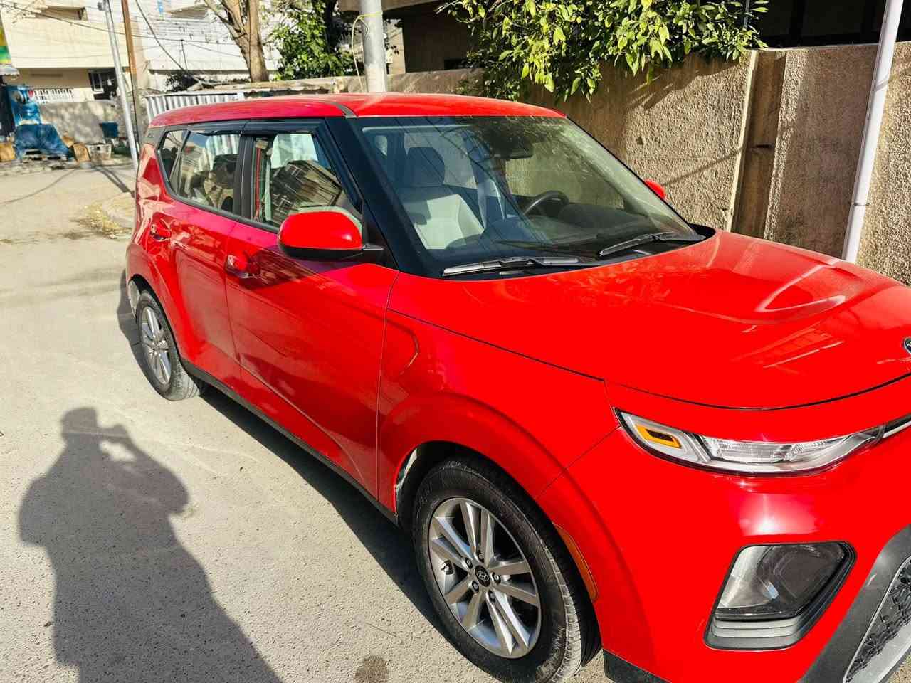 كيا صول 2020
وارد امريكي 
حادث صفحة اليمنه ب الباب 
محرك 2000
تحكم ستيرن 
شاشه كبيره
ويل كب 
السياره نضيمه مامتعوبه 

للاستفسار :- ***********
