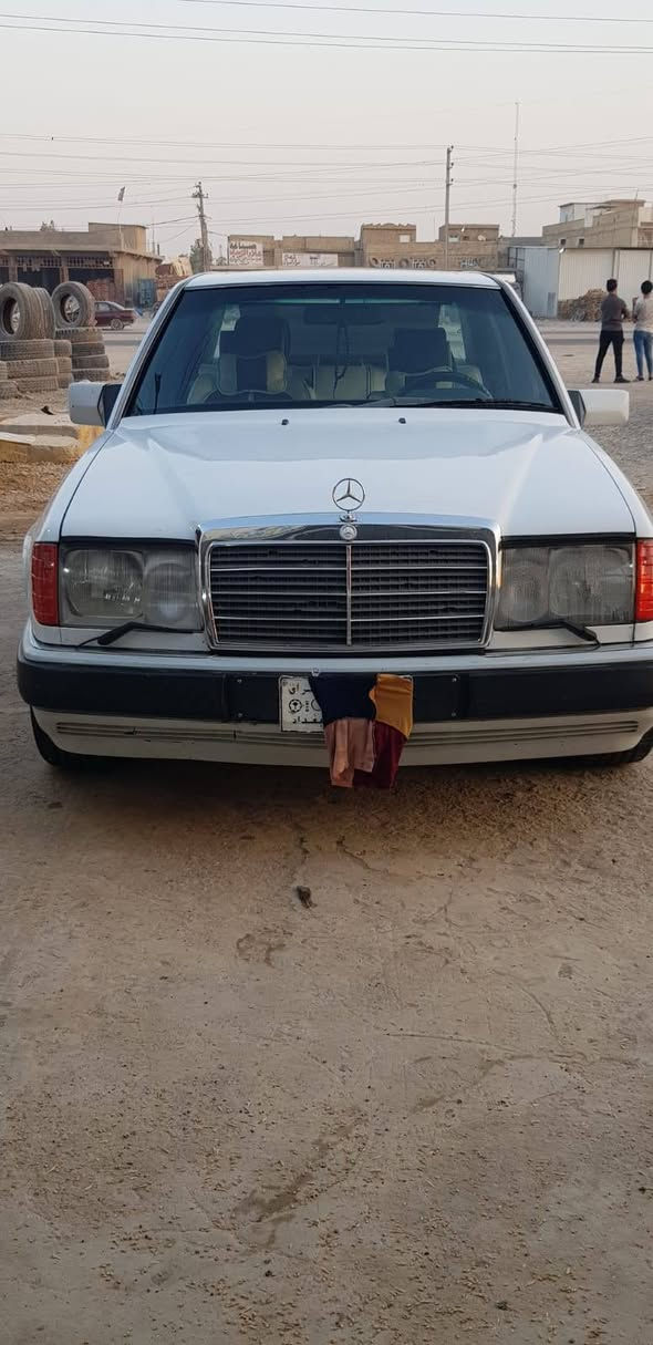 مرسيدس دب للبيع موديل ١٩٩٠ فول مواصفات مال جناي تحويل ثاني يوم بأسمي معروضه ب٨٠ ورقه‏‪***********‬‏

