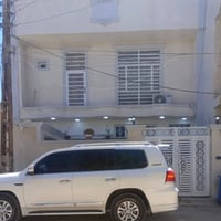 مشتمل طابقين • ١١٥م • قرب كورنيش الدجيلي