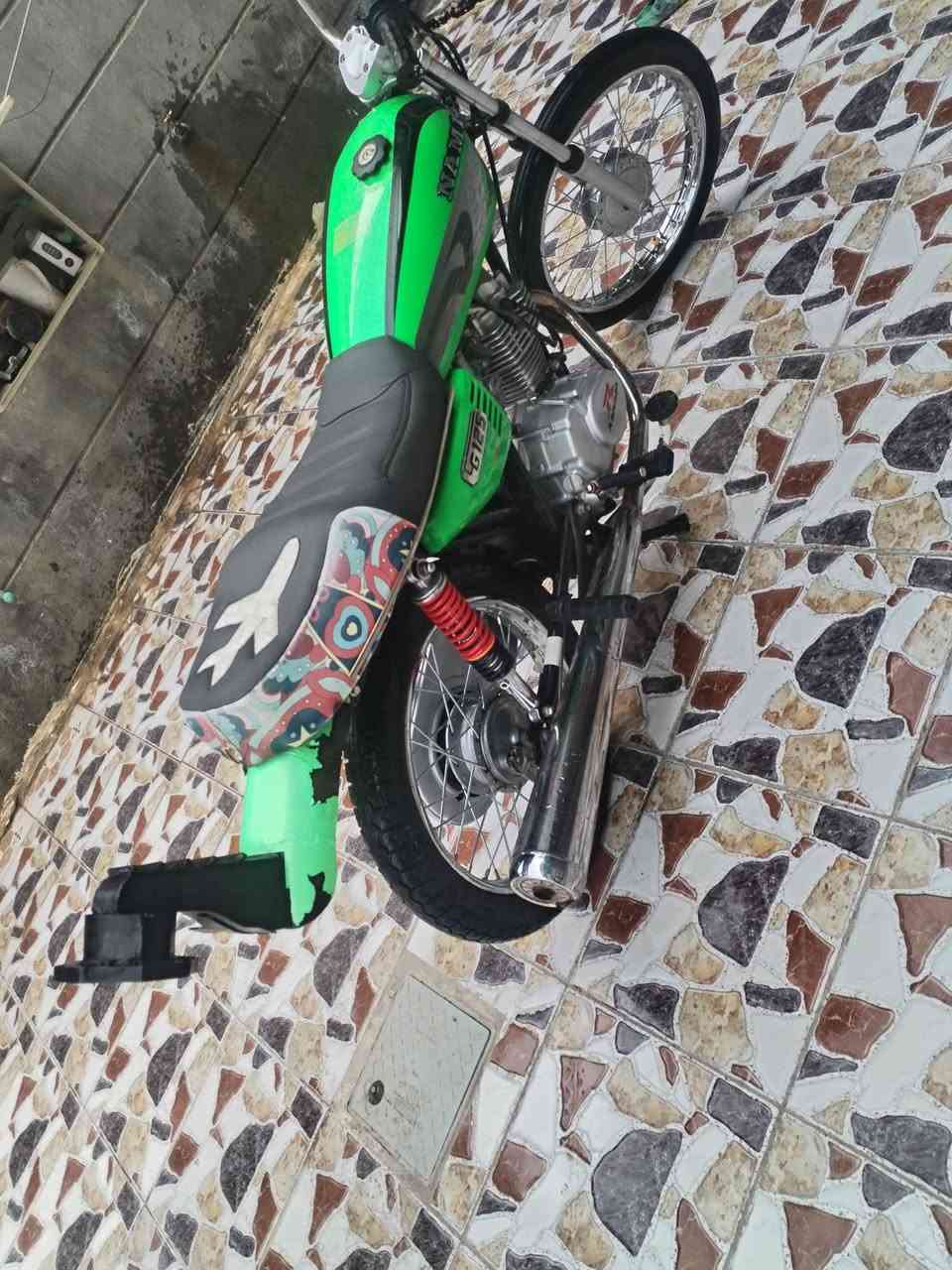 السلام عليكم اخواني مكلف بل نشر دراجه ربع كير نامه رابيدو كله اصلي صار شهرين من تعمرت بعده جديده
مكفوله كفاله عامه أوراق سكنر موديل 25 السعر 500
وبيه مجال قليل مكان دراجه بابل طهمازيه وهاذه رقم صاحب دراجه ***********
