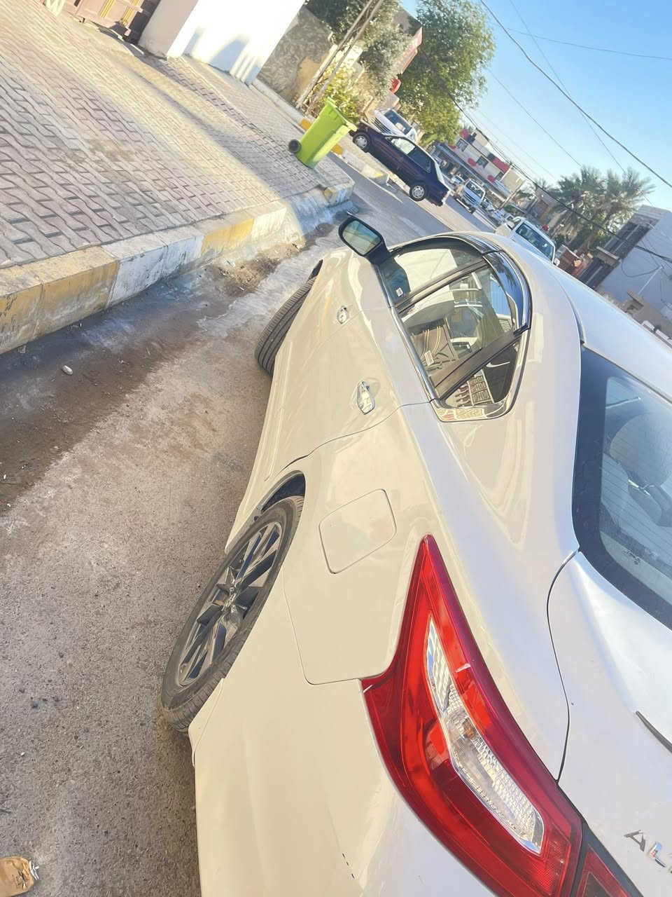 نيسان 2016
ديالى ***********. اتصل وتدلل 
سعر ١٢٢
