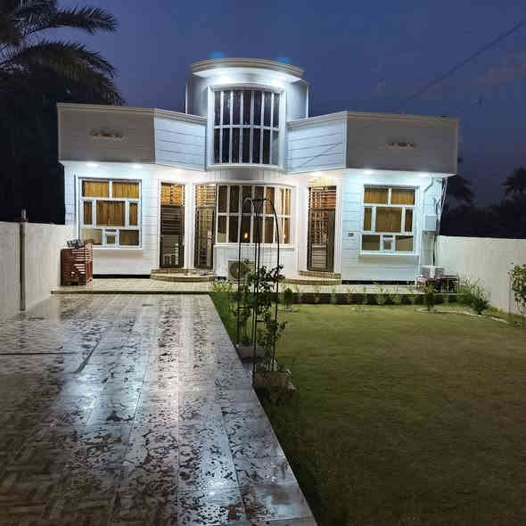 اللهم صل على محمد وآل محمد 
دار للبيع المساحه ٤٠٠متر  طابو صرف زراعي سند٢٥ 
غرفتين نوم وكليدور واستقبال ومطبخ وصحيات داخل وخارج فووول مواصفات 
العنوان حلة طهمازيه ع الروائي مال العنون 
بناء درجه اولى بناء حديث 
للإستفسار الاتصال ع الأرقام او الخاص او الواتساب 
السعر ١٦٠ وقابل للتفاوض 
***********
***********
ملاحظة / يوجد عدد من البيوت بانواع المساحات وعدد من القطع بانواع المساحات وقطع تجاريه وقطع قريبه جدا من مرقد العلوية شريفة ع واسعار مناسبه ويوجد قطع مساحات اكبر تريد الف متر او تريد دوانم هم موجود كما يتوفر لدينا بيوت وقطع طابو صرف
