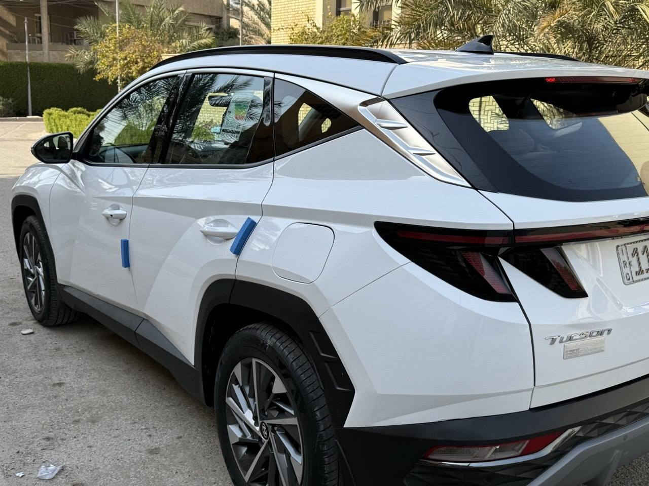 السلام عليكم توسان خليجي للبيع
2023

موصفات 

بصمه عدد٢

تبريد قطعتين

شاحن لاسلكي 

اوتو هولد 

هندبريك دكمه

كامر دواره 

كشنات الامامية كهرباء 

حساس امامي خلفي

مانع انزلق 

لايتات زنون مع تحكم برتفاع لايت

تثبيت سرعه 

محرك ٢٠٠٠ سمارت 

تشغيل عن بعد

ماشية56509كيلو متر

بيه تبديل باب خلفيه جهت اليمين مع الصبغ

او الباب الامامي نصفه مصبوغه 

او حافت البنيد شويه بارد 

عنوان بغداد شارع المغرب

رقم ***********

السعر ١٩٢ اوبيه مجال
