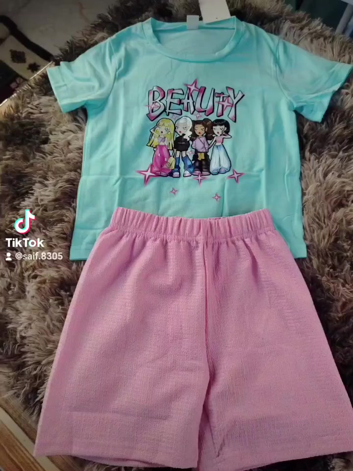 متابعينا الكرام رمضان كريم وكل عام وانتم بألف خير وصلتنا مجموعة جميلة من ملابس الأطفال بأسعار مناسبة ماعليكم سوى متابعة صفحتنا بيت الأناقة في بثنا المباشر على التيك توك


**إذا كنت صاحب هذا الإعلان وتريد حذفه لأي سبب، رجاءا أرسل رسالة إلى الدعم الفني**