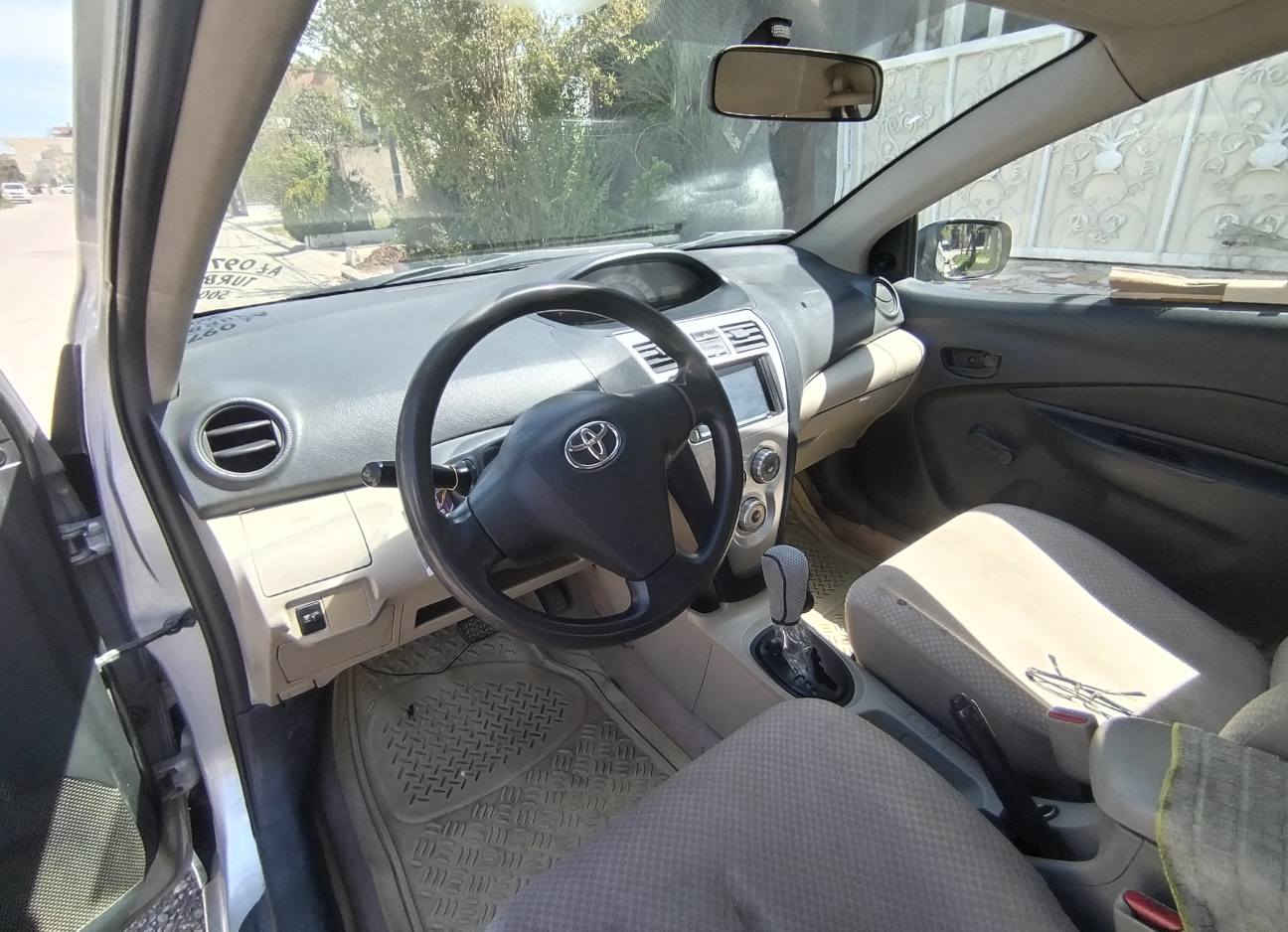 يارس 2008 مكينه كةوره 3 بارجة بوياخ دركا وجاملغ شاشه ايباد هيج عيبي نيه بةشرت سةنوية تازه رقم تازه تبريد فول. 
يةك عيب هيه هورن ايش ناكا وتواو 
بيكرا دوعاي خير بوم بكا  بايى 90 كالا له سليمانية *********** السليمانية, العراق
