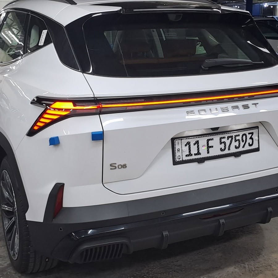 ♦️⁨ ‎سوئيست S06 1.6L PREMIUM2️⃣0️⃣2️⃣6️⃣♦️

‎العداد: 3000كم

‎المحرك: 4 أسطوانات 1.6L  تيربو 197 حصان
‎العزم (نيوتن-م.): 290
‎ناقل الحركة: اوتوماتيكي دبل كلاتش من 7 سرعات
‎استهلاك الوقود: 8 لتر لكل 100 كم

‎الضمان الأساسي: 6 سنوات أو 200,000 كم (أيهما أولا)
‎ضمان المحرك: 10 سنوات أو 1،000،000 كم (أيهما أولا / للمالك الأول)

المواصفات:
‎*إطارات قياس 20 إنچ
‎*فتحة سقف بانوراما 1.1 م
‎*شاشة عرض ترفيهية قياس 15.6 إنچ
‎*شاشة عدادات رقمية قياس 10.25 إنچ
‎*مقصورة الركاب من الجلد الفاخر
‎*مقعد السائق والراكب كهربائي
‎*مقاعد السائق والراكب مبردة
‎*كاميرات محيطية 540 درجة
‎*مثبت سرعة مع رادار تفاعلي 
‎*نظام مراقبة النقطة العمياء 
‎*نظام تحذير مغادرة المسار
‎* نظام المساعدة للبقاء في المسار
‎*نظام الكبح التلقائي في حالة الطوارئ
‎*نظام القيادة شبه الذاتية
‎*نظام الفرامل اليدوية الاوتوماتيكي Auto hold 
‎*نظام التحكم بنزول المنحدرات
‎*حساسات أمامية
‎*حساسات خلفية
‎*نظام التحذير من التصادم الأمامي والخلفي 
‎*نظام ابل كار بلاي واندرويد أوتو لاسلكي
‎*نظام صوتي متطور 8 سماعات من Sony 
‎*بلوتوث / هاتف السيارة
‎*إنارة محيطية لون ازرق
‎*إنارة ترحيبية
‎*صندوق كهربائي 
‎*المرايا الجانبية قابلة للطي كهربائياً ومدفئة
‎*مصابيح أمامية أوتوماتيكية LED مع مصابيح نهارية LED
‎*نظام التحكم الذكي بالإنارة العالية
‎*نظام تقنية الهواء بالايونات PM2.5
‎*فلتر تنقية الهواء (N95)
‎*دخول ذكي (بصمة)
‎*تشغيل عن بعد
‎*خاصية إغلاق الشبابيك وفتحة السقف عن بعد 
‎*شاحن هاتف لاسلكي سريع
‎*ماسحات الزجاج الامامي مع حساس للمطر
‎*مسند الذراع الوسطي مع ثلاجة
‎*وضعيات قيادة متعددة 
‎*نظام مراقبة ضغط الإطارات
‎*وسائد هوائية امامية وجانبية عدد 6

اشتري بثقه 💯 
عراقنا المتحدة لتجارة السيارات 
بغداد معارض البياع شارع المدخل 
***********
