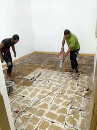 /كادر عمل جاهز تصعيد مواد +تنضيف بيوت حدائق+ تفليش+ دفن نهري +نقل اثاث...