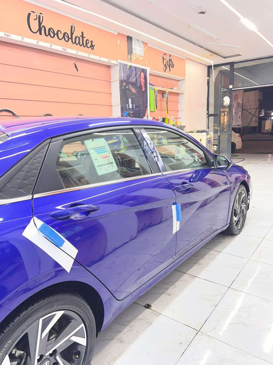 السلام عليكم النترا 2024 وارد أمريكي لون چويتي السيارة كفاله بدون قطره صبغ بيها تبديل ربع دعامية وبارد بالجاملغ الأمامي وشويه من البنيد وخشم الجاملغ جهة العبري السياره فول مواصفات لمتد
المواصفات:
1-بصمه وترحيب عند الاقتراب
2-فتحة سقف سلايد روف
3-رادارات 360
4-شاشة متصلة ديجتال
5-ويل كب حجم 17
6-توقف ذاتي 
7-تحديد مسار وقيادة ذاتيه
8-سايد بريك بصمه
9-اوتو هولد
10-تبريد بيانو 
11-تدفئة كشنات
12-كشنات جلد لونين
13- إشاره الاماميه لدات والخلفي ايضاً لد
14- الداخل يجي بي لد بلادي تتحكم بي من الشاشة
15-شاحن لاسلكي
ماعدا المواصفات البقية 
السيارة اجتي من امريكا بيها بصمتين ماشية 24 الف ميل كير ومكينة وصدر كله جديد السيارة بدون اي نقص رقم بغداد الجديد مكاني بغداد السعر 162 وبيها مجال للتواصل والاستفسار خاص أو الاتصال: ***********
