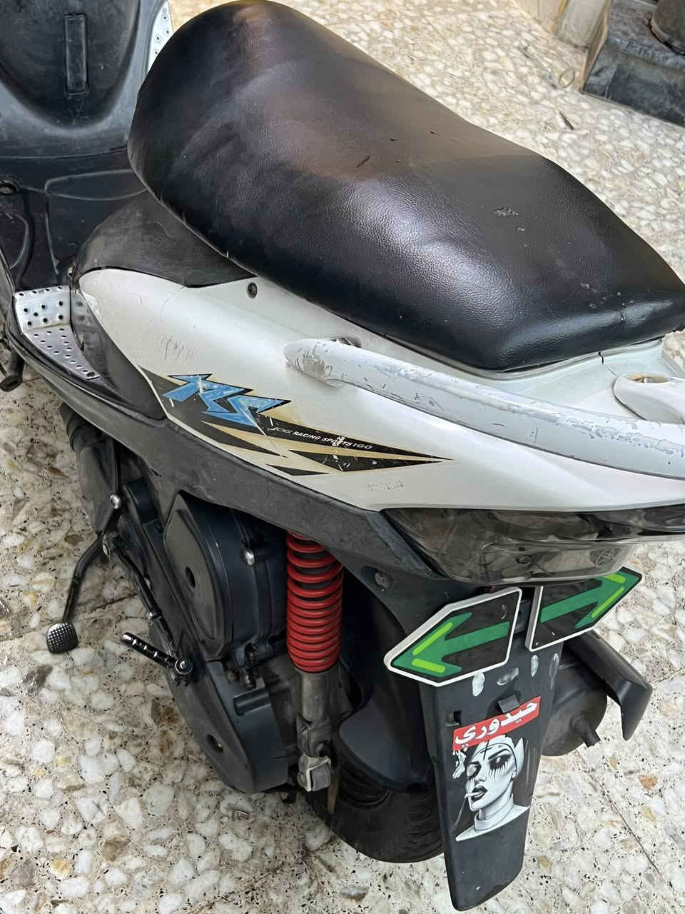 سلام عليكم شباب دراجه اللبيع ماكس عدله حلوه بس يرادلها ترتيب سعر 600بيها مجال مكاني بغداد مدينت صدر لحبيبيه رقم ***********
