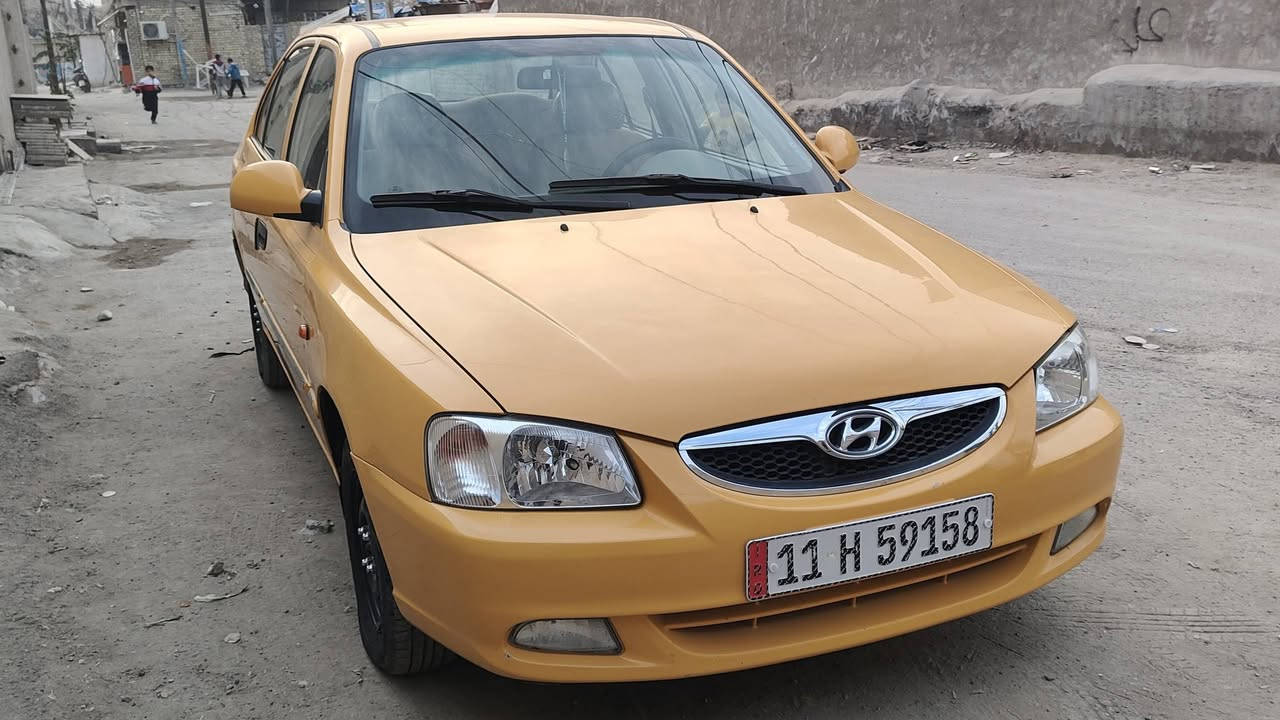 السلام عليكم
فيرنا 14بغداد 
السياره خير من الله محرك كير نعمه 
السياره تخم تاير 
مدوشمه ارضيه جلد 
بيها جاملغ خلف السايق معدل ومصبوغ نفس اللون 
وتبديل قبق جنطه بلادي 
السياره مابيها نقص الحمد لله 
شاشه وكامره 
السعر 75 
رقمي ***********
