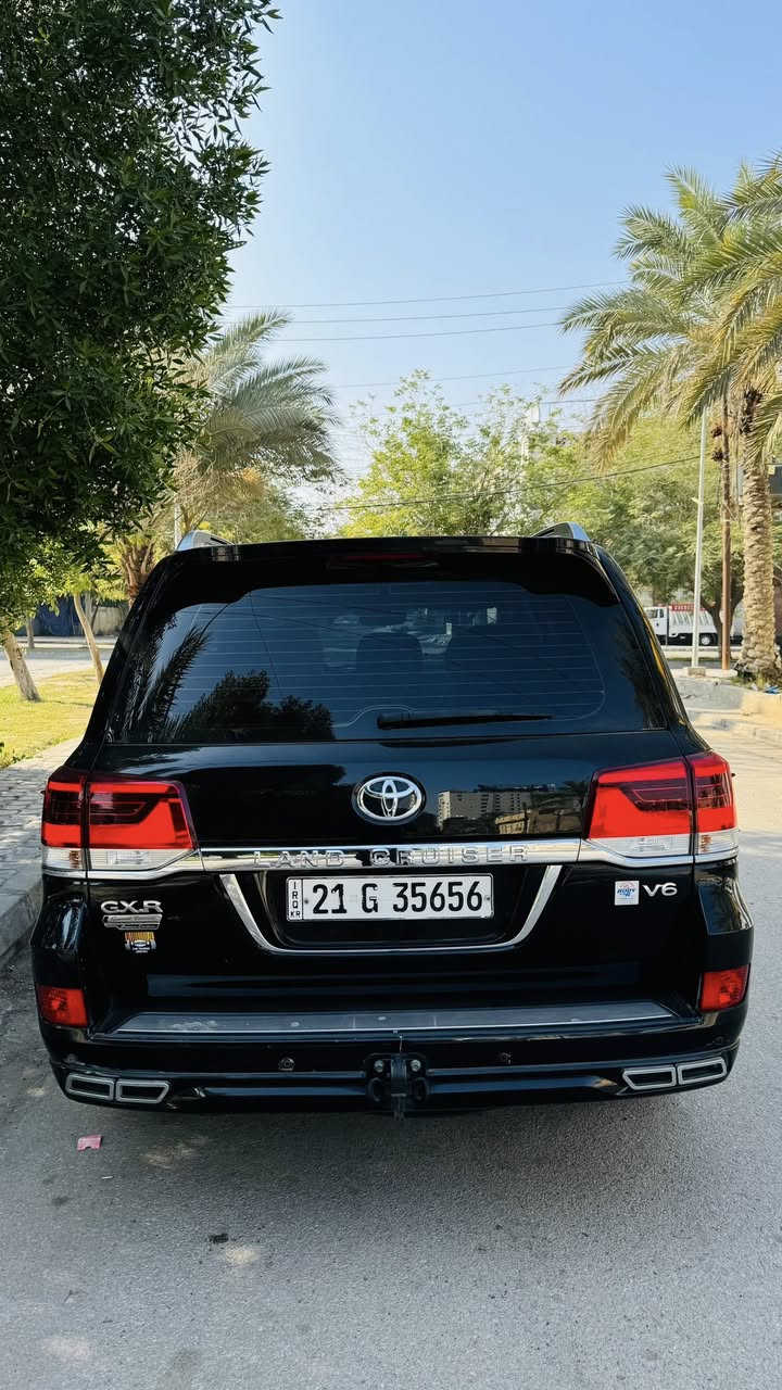 السلام عليكم
تويوتا لاند كروز 2020 GXR رقم شمالي تحويل مباشر سنويه وهزه جديده مواصفات ساز كشن ثلاث دكم تحكمات جهتين كشنين كهرباء جنطه كهرباء سلايد روف ثلاث شاشات شاشة كامرة خلفية حساس امامي خلفي كيجات ليزري مال لكزز ايرباك عدد 8 ثلاث قطع تبريد 7 راكب زراك لايت دبل ماوس اشارة لكزز السيارة جديدة جداً بدون ملاحضات مغلفة ppf نوعية ممتازة مكفولة من الصبغ والتبديل والبارد ماشية 69 الف كم حقيقي شرط الفحص 
📍عنواني كربلاء حي الحسين
السعر 578$ ورقة
للاستفسار : ***********
