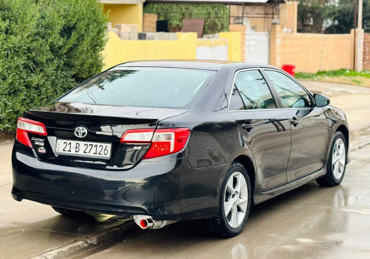 السلام عليكم 
كامري وارد 2012 SE للبيع فقط
للاستفسار ***********
#السعر113 
صوره السونار مرفق وياالصور
موصفاته
تحكم استيرن
كامره 
حساسات
كوشنات جلد + كهرباء
لايتات + بلجكتور زينون
تبريد تدفئه شغال
كهربائيات كله شغال
شاشه ايباد
حساس 
رقم سليمانيه جديد
شرط تحويل + غرامه
مكان سياره ديالى / خانقين
