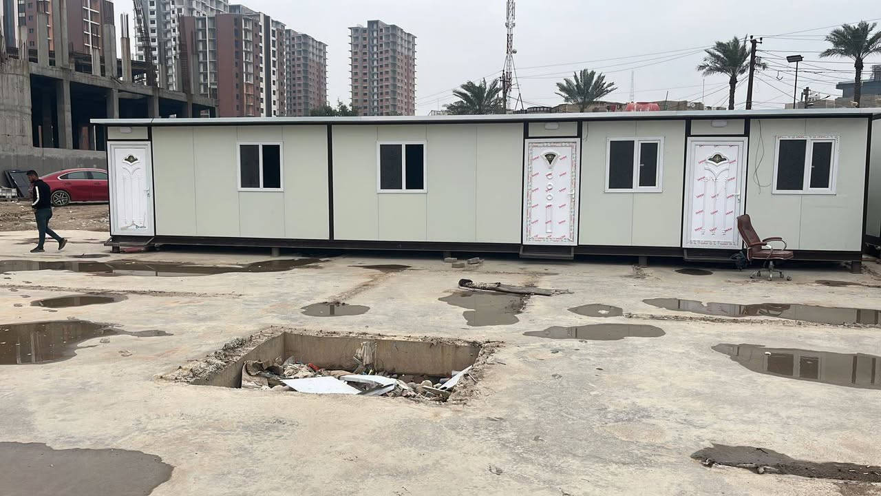 بيع كرفانات عدد 3
15*4 
10*4
3*6
سعرهن 13مليون قفل كرفانات جديده
فديو موجود نضافتهن100% وشغلهن نظيف وحلو 
***********
مكان بغداد سيديه
