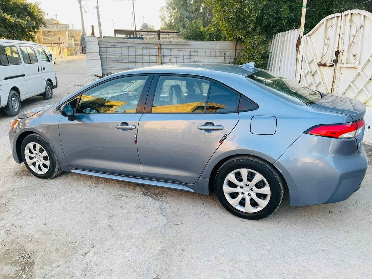 سلام عليكم ورحمة للبيع كورولا واردمريكي موديل 22رقم اربيل بسمي (ترد تحويل أو وكاله،) سياره جديده كلش كلين بس دعاميه الخلفيه واكعه بدون لاصبغ ولا معجوم بس بارد بحافت الصندوك سياره جاهزه من كلشي ماتصرف عليه ولا الف مال جناي كشنات مدوشمه ورضيه جلد دشبول وبطاين مغلفه الايلوم حراري صندوك مغلف مكينه كير صدر تايرات كله كفاله وين ماتريد خذ سونار بلاديه سعر 157وبي مجال قليل مكان بغداد الأمين ستفسار***********ابويوسف
