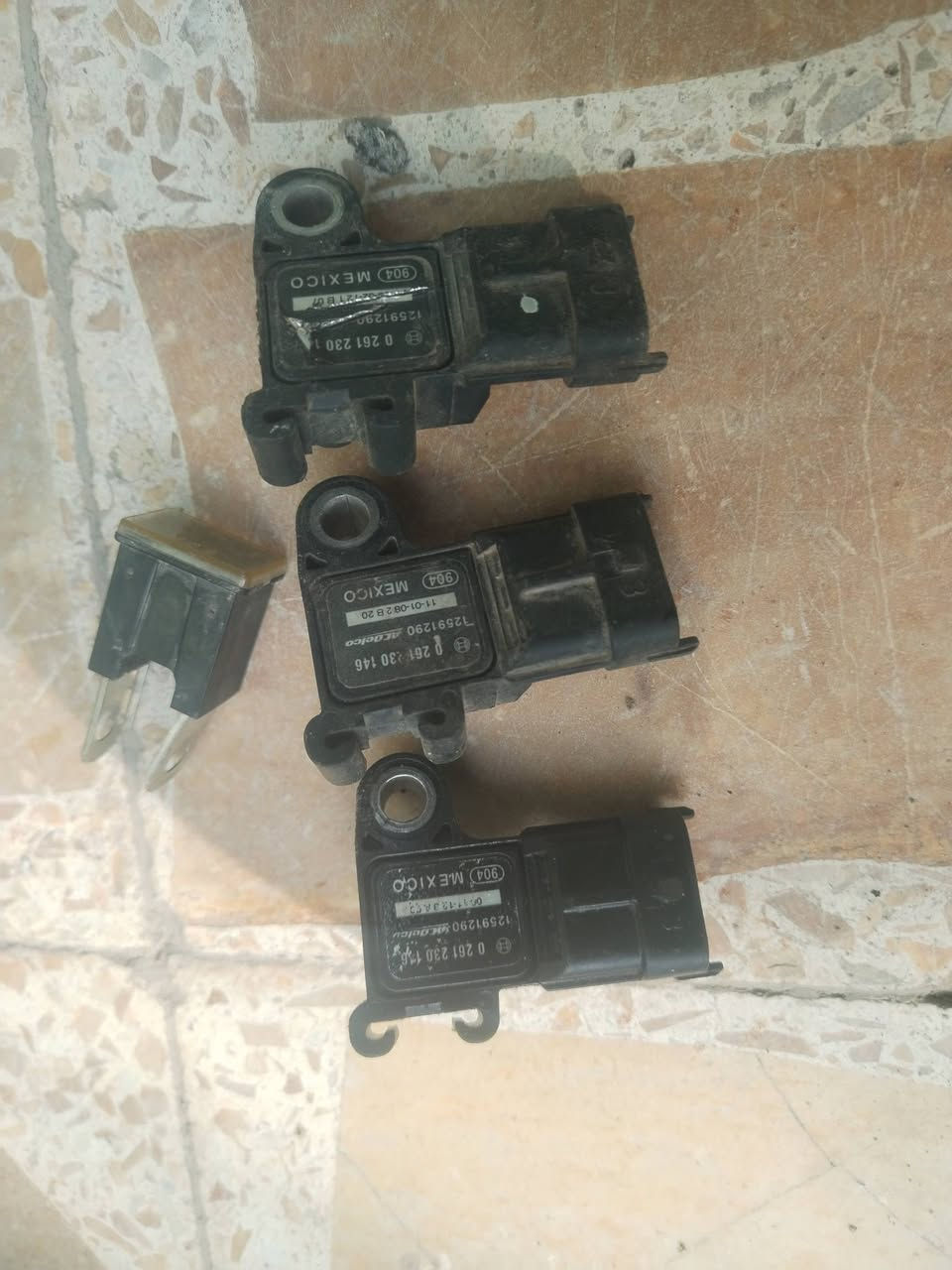 سلام عليكم
غراض افيو مسطره مجاول دينمو مال ام الرواجز افيو حساس هواء حساس ارفلو جكات وفيوز مال الباتري مكاني نجف رقمي ***********
