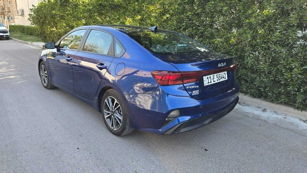 فورتي وارد٢٠٢٣
السياره جديده جدا ماشيه ٥٠ الف
فقط بنيد صبغ 
ليدور جديد خلي يخابر ويدلل
***********
السعر ١٥٥
