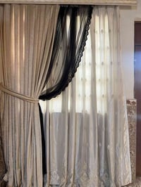 ارتفاع ٣م • عرض ٢م • مع السكه