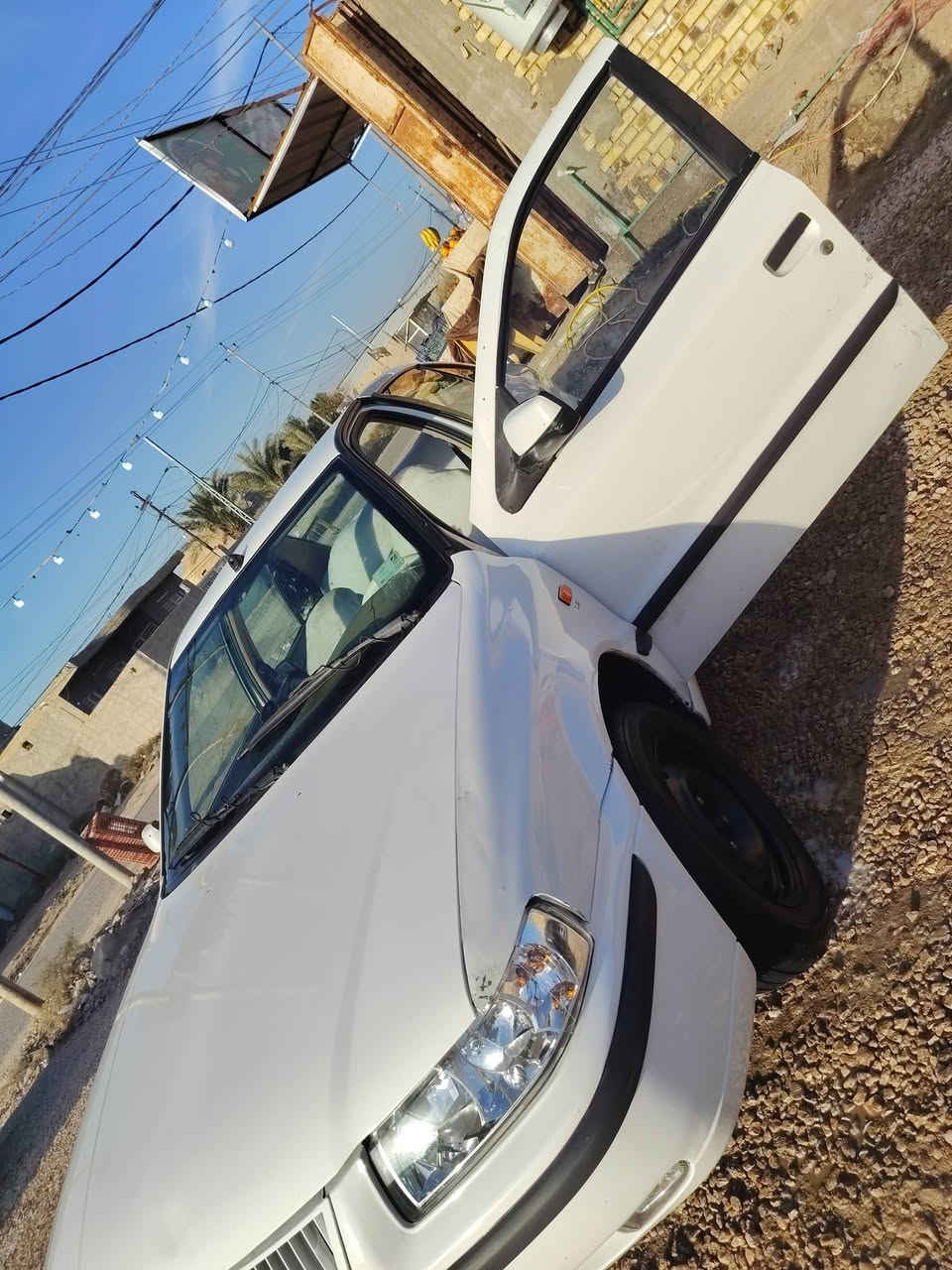 السلام عليكم سمند للبيع مديل ١١
شخوط خفيفه 

السعر ٣٦ 

تلفون ***********
