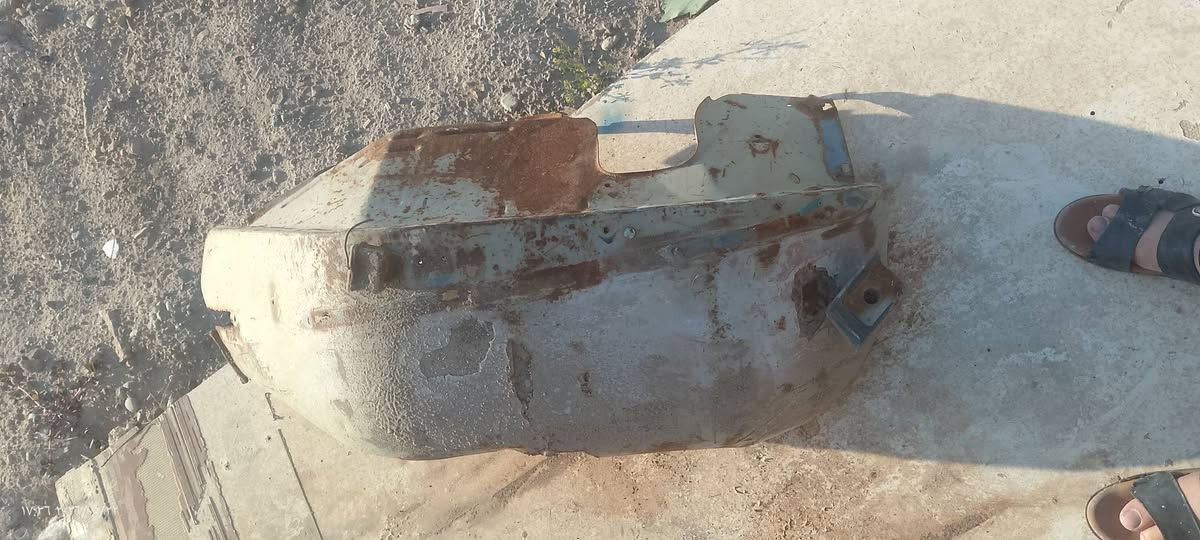 السلام عليكم ورحمه الله وبركاته متوفر ادوات شاص قديم بيك اب وايضا توجد قمار العنوان بغداد جرف النداف للاستفسار الاتصال على الرقم التالي ***********
