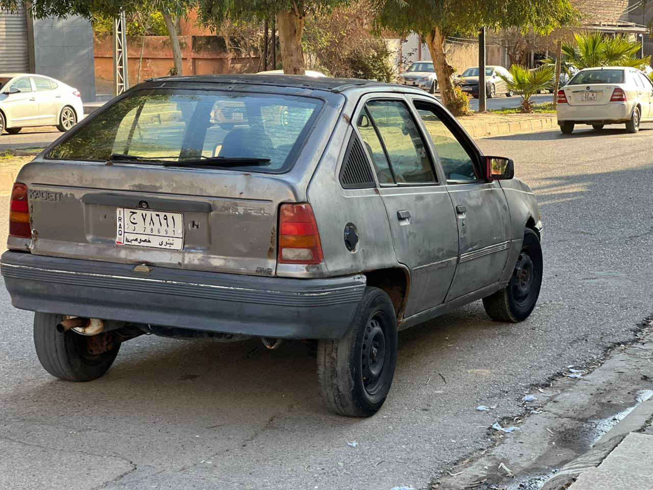 السلام عليكم
كاديت للبيع محرك وكير نظيف كوبون بانزين ماستر رقم الماني نينوى شرط الوكالة والتحويل والكشر كدام العين السيارة تمشي ومابيها شي   السعر ١٥وبي مجال مكاني موصل  للاستفسار اتصل ع الرقم ***********
***********
