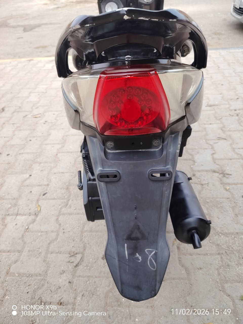 دراجه ماكس احلى من الصور برغي مامفتوح بيهه *********** سلف لايتات اشاير شلعه ومعدل كامله من كلشي سعرهه 350 بيه مجال
