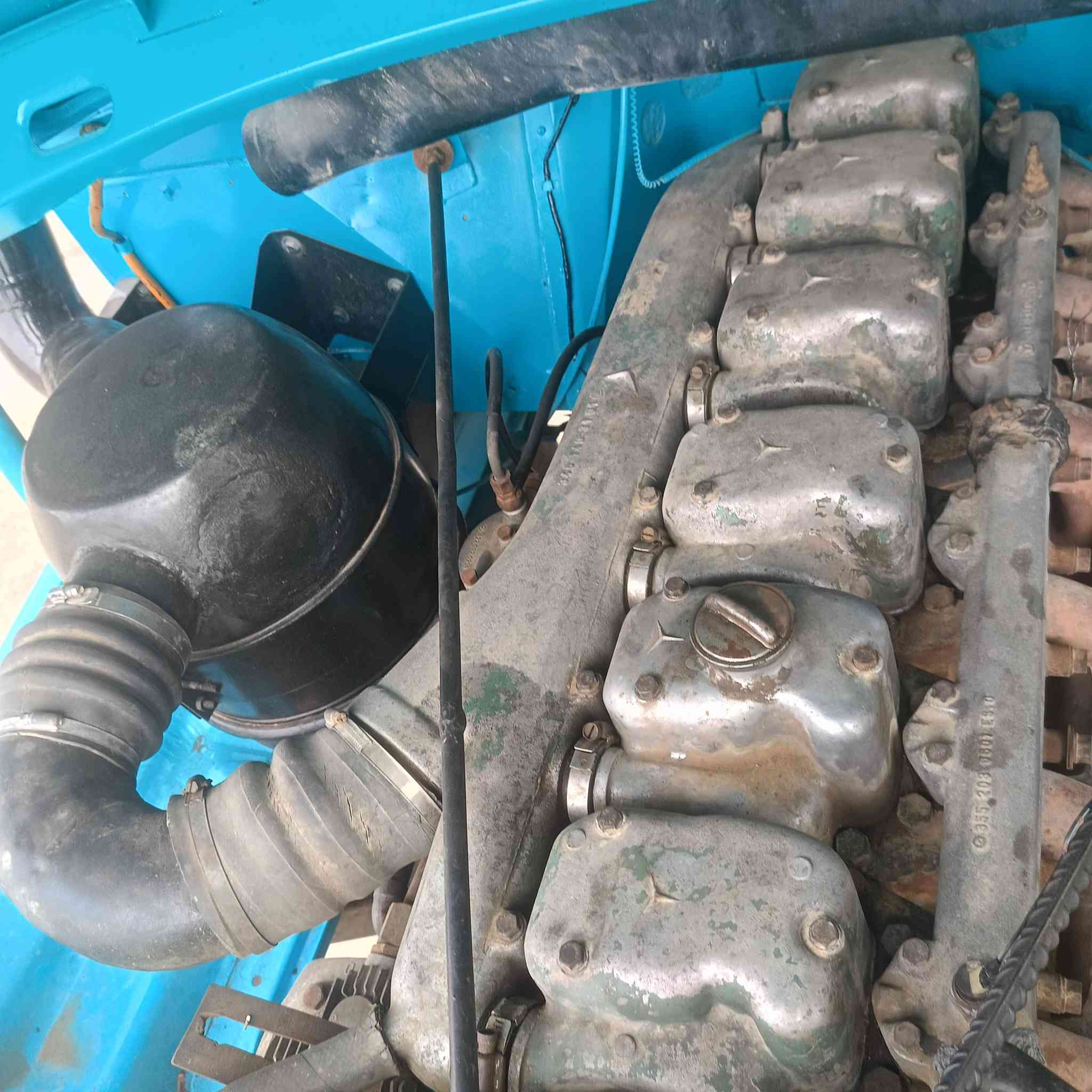 سلام عليكم البيع اقجم سياره شاصي سكس طويل ومكصوص اكسن جيف مكينه55جديده كير جديد سياره مال جناي موديل 68رقم بصره ***********شاصيها 77بس رقم 68
