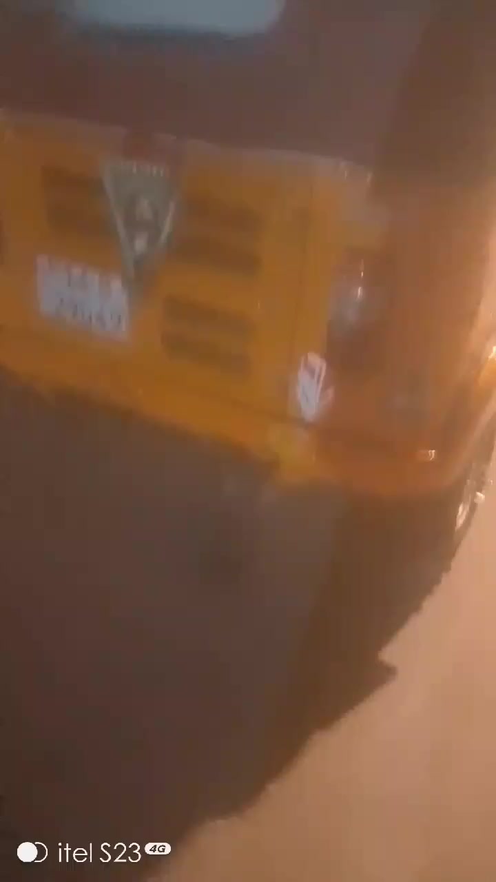 تكتك للبيع موديل 19شهر عاشر رقم وسنويه مكاني ناصريه خاص مغلق الاتصال***********
