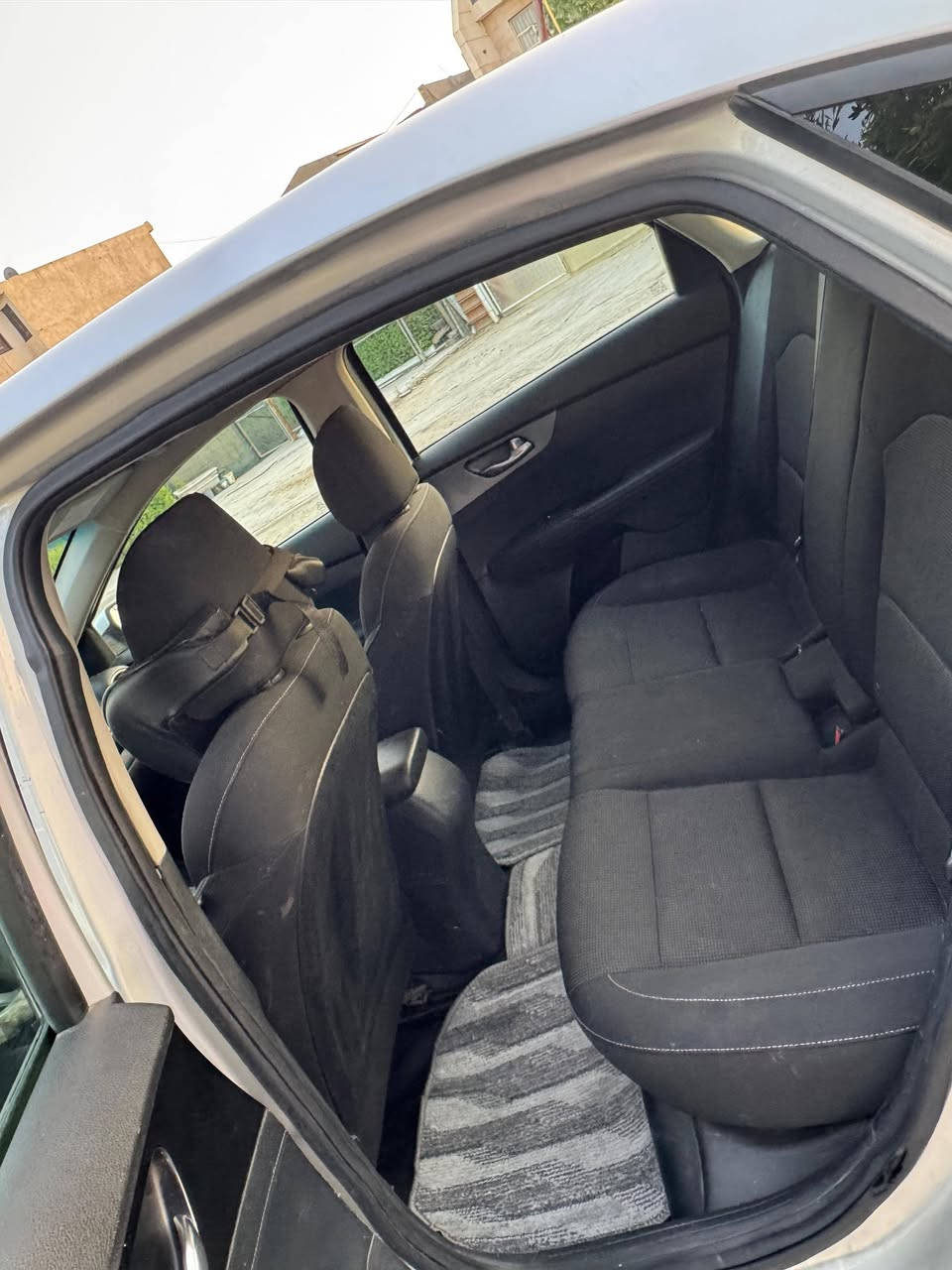 سلام عليكم للبيع كيا فورتي موديل 2020
رقم اربيل باسمي تحويل ثاني يوم حادثه باب وجاملغ صفحة السايق 
السعر 127$ 
مكاني بغداد السيديه
***********
