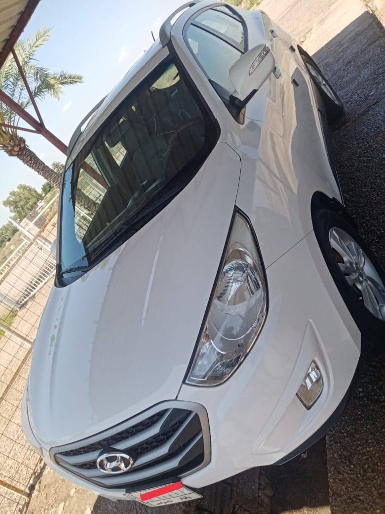 السلام عليكم توسان خليجي  للبيع 2013 رقم بغداد بأسمي محرك 2000 دوش سياره جديده السونار مرفق مع الصور العنوان فلوجه السعر 143مجال قليل الاستفسار 
*********** واتساب 
***********
