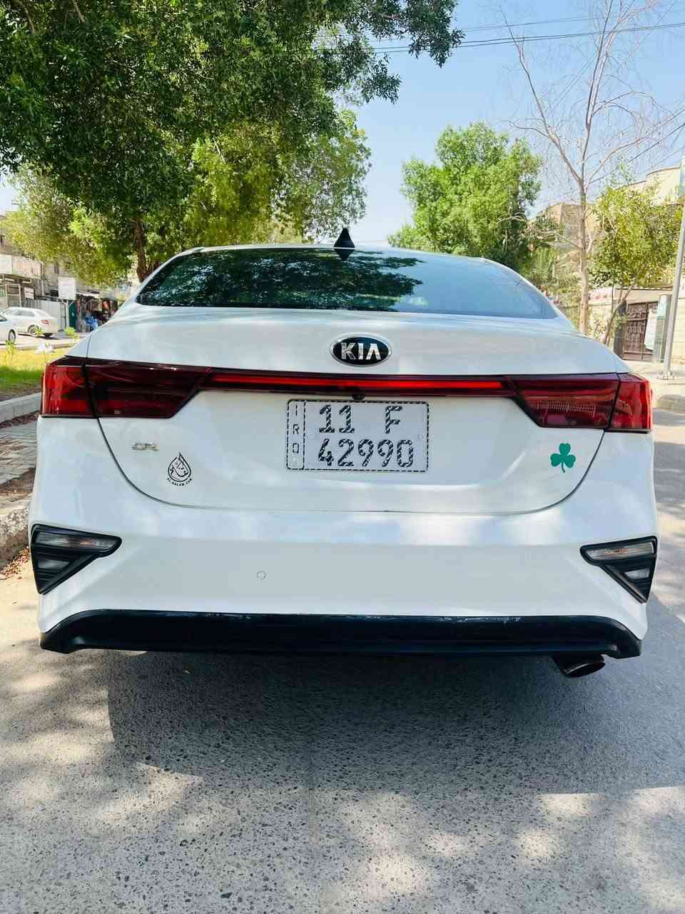 السلام عليكم
كيا فورتي 2019 وارد امريكي حادثه جاملغ ورصعه بالباب والبنيد  بدون ايرباك بدون دواخل  صور الحادث مرفقه مكينه 2000 دوش مكفوله ماشيه 108mi
شاشه كامره تحكمات جهتين تحديد مسار رادار جانبي السياره جديده جدا كير مكينه تبريد حداديه تخم تاير كله جاهزه رقم بغداد دولي بأسمي سعره 117 وبيه مجال بسيط للاستفسار ***********
