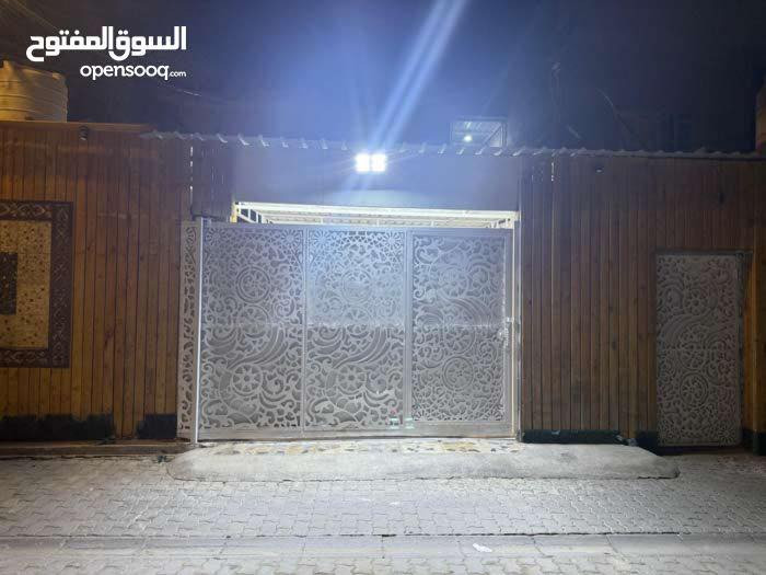 البيت مساحته 330 متر حي جامعه شارع مستشفى طفل شقتين فوك معزولات
درج خارجي
البيت جوه
4 غرف جوه
ديوان كبير
صاله مطبخ حار بارد
وكراج جبير
ومخزن
8888288888888888888
محتويات الشقق
كل شقة تحتوي على غرفتين و حمام و صاله و مطبخ السعر 375 مليون قابل للتفاوض
***********
مكتب عقارات الجبران
