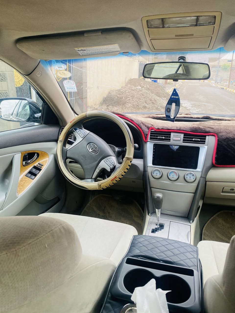 السلام عليكم كامري للبيع موديل2010 أمريكي محرك كير شرط سنويه ل28 تحويل مباشر صاحبها جيراني شرط التحويل و القرامات السياره بيها صبغ يم الايت الأمامي شبر فقط والباقي كفاله مواصفات السياره تحكم ستيرن جهتين كشن كهربائي حساسات خلفيه كامره خلفيه تدفئه تبريد خلفي السياره نضيفه صدر جديد وتخم تايرات جدد لايت زنون سعر السياره 110 بيها مجال بسيط مكاني صلاح الدين بيجي رقم الهاتف (***********) ***********
